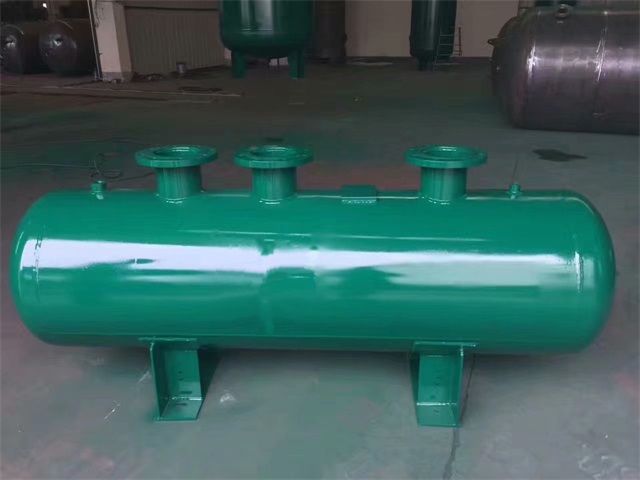 果洛果洛果洛蒸汽分气缸